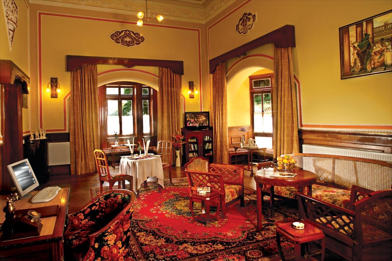 Welcomheritage Fernhills Royal Palace Ooty Kültér fotó